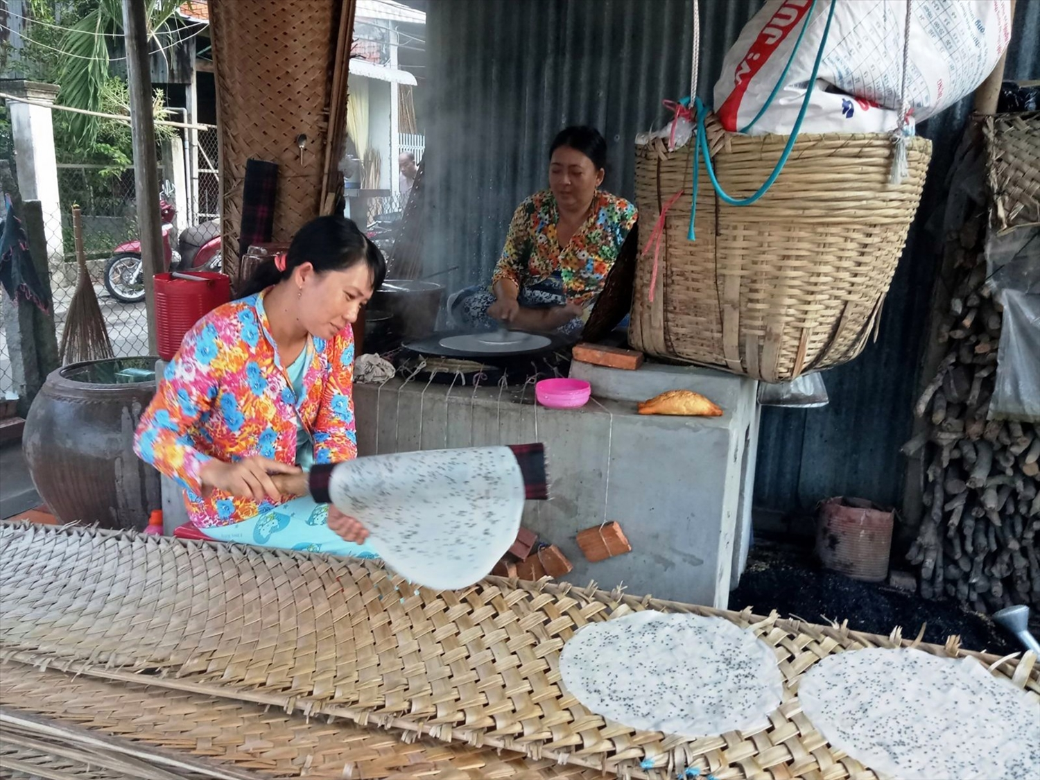 Mekong Tour (2 Days 1 Night)