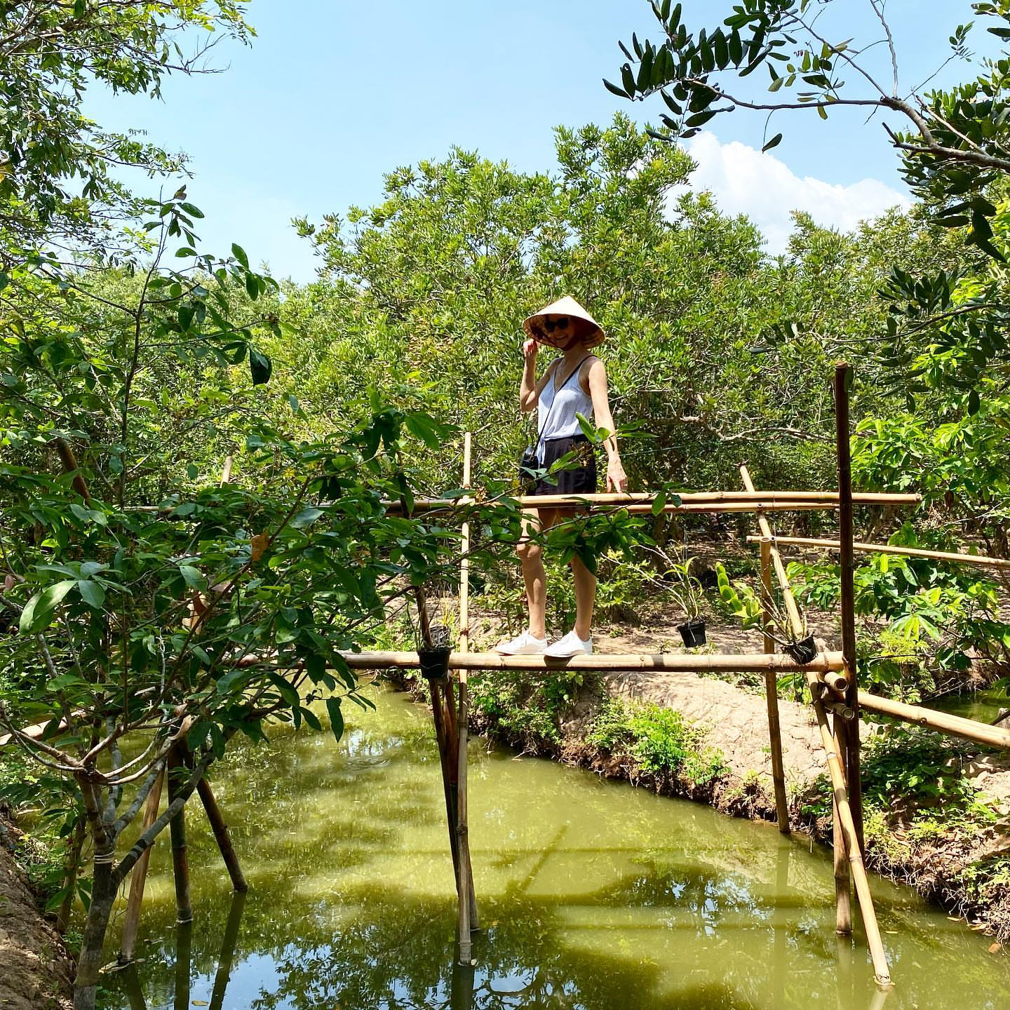 Mekong Tour (2 Days 1 Night)